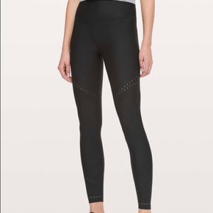LululemonxSoul black Zoned in leggings 27’’ (hemmed to 22’’), size 4